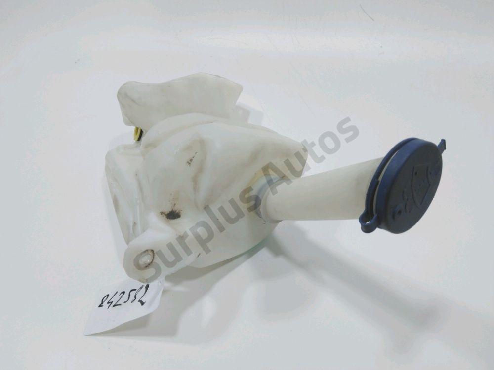 Reservoir de lave glace avant