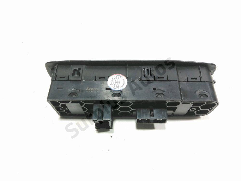 Commande lève-vitre avant gauche