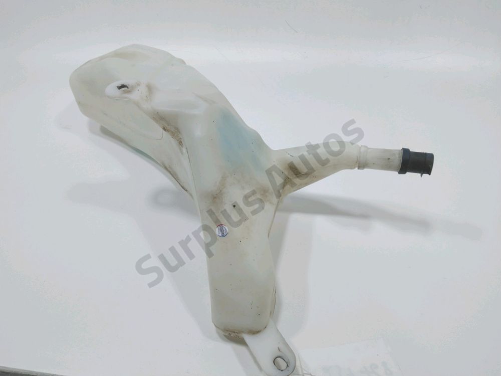 Reservoir de lave glace avant