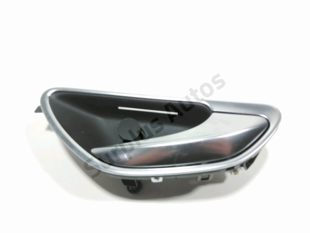 Poignée intérieure porte avant droite