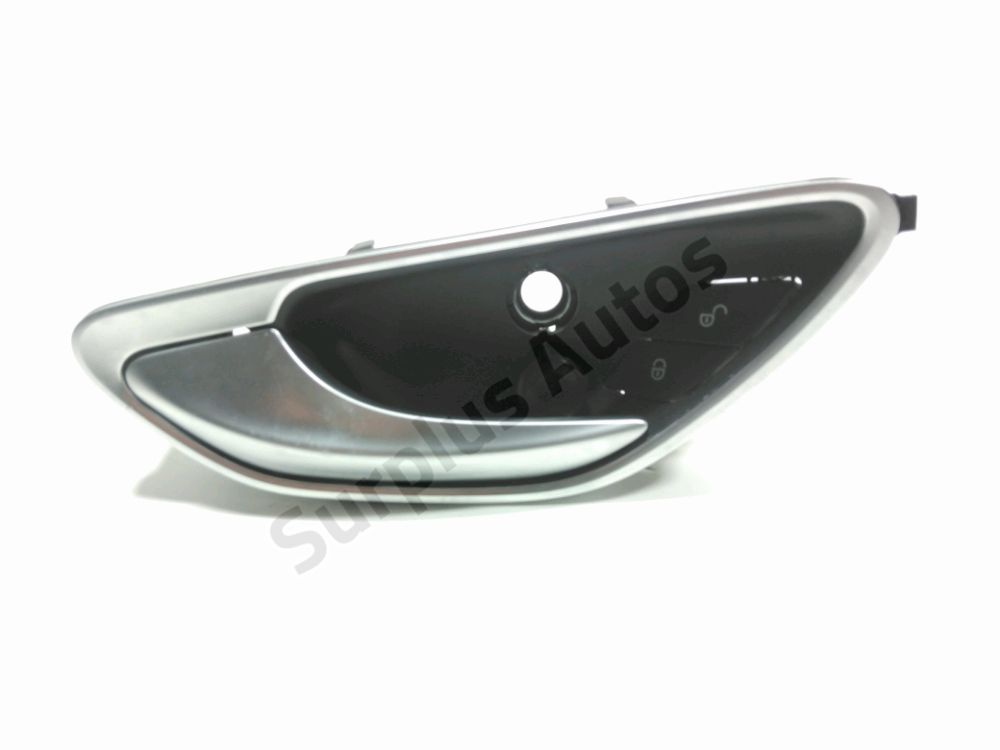 Poignée intérieure porte avant gauche