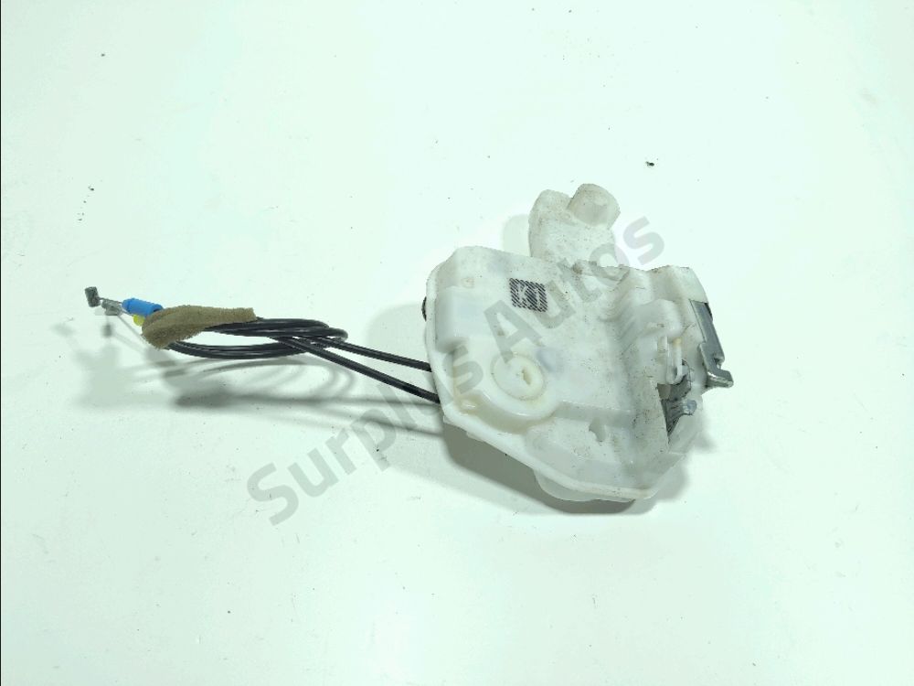 Serrure de porte avant gauche