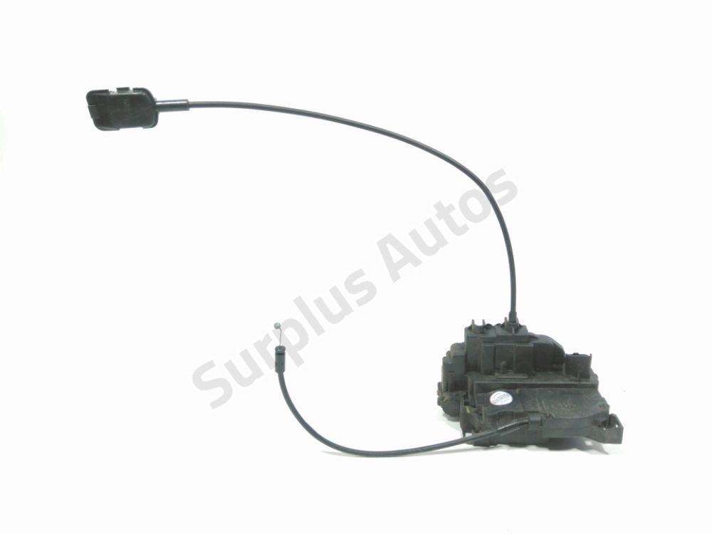 Serrure de porte avant droite