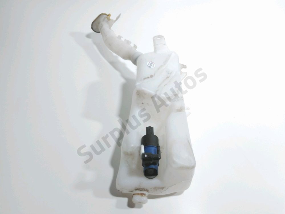 Réservoir de lave glace avant