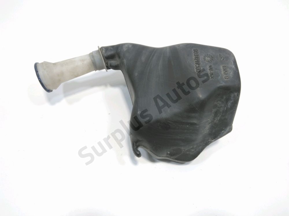 Réservoir de lave glace avant