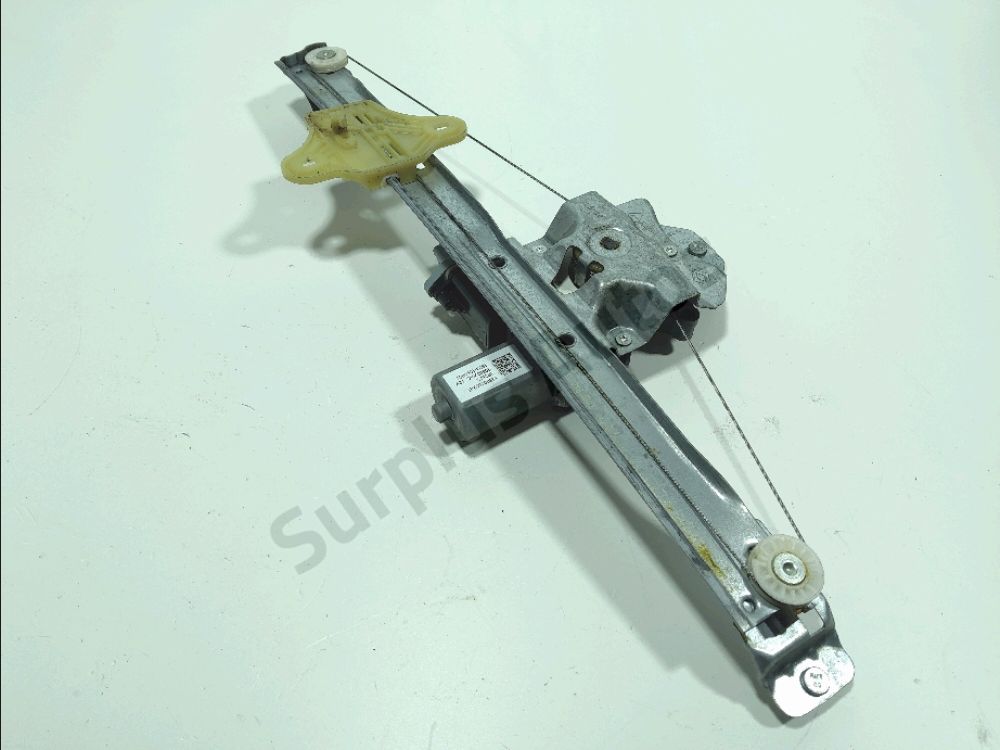 Lève-vitre électrique avant gauche