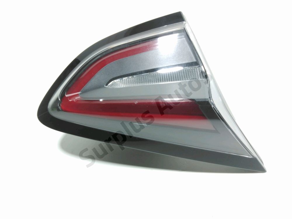 Feu arrière intérieur gauche