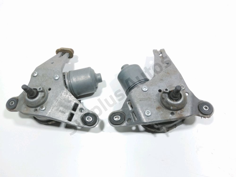 Mecanisme + moteur d'essuie glace avant