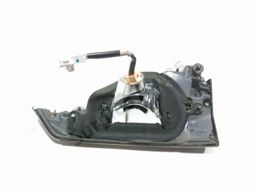 Feu arrière intérieur gauche