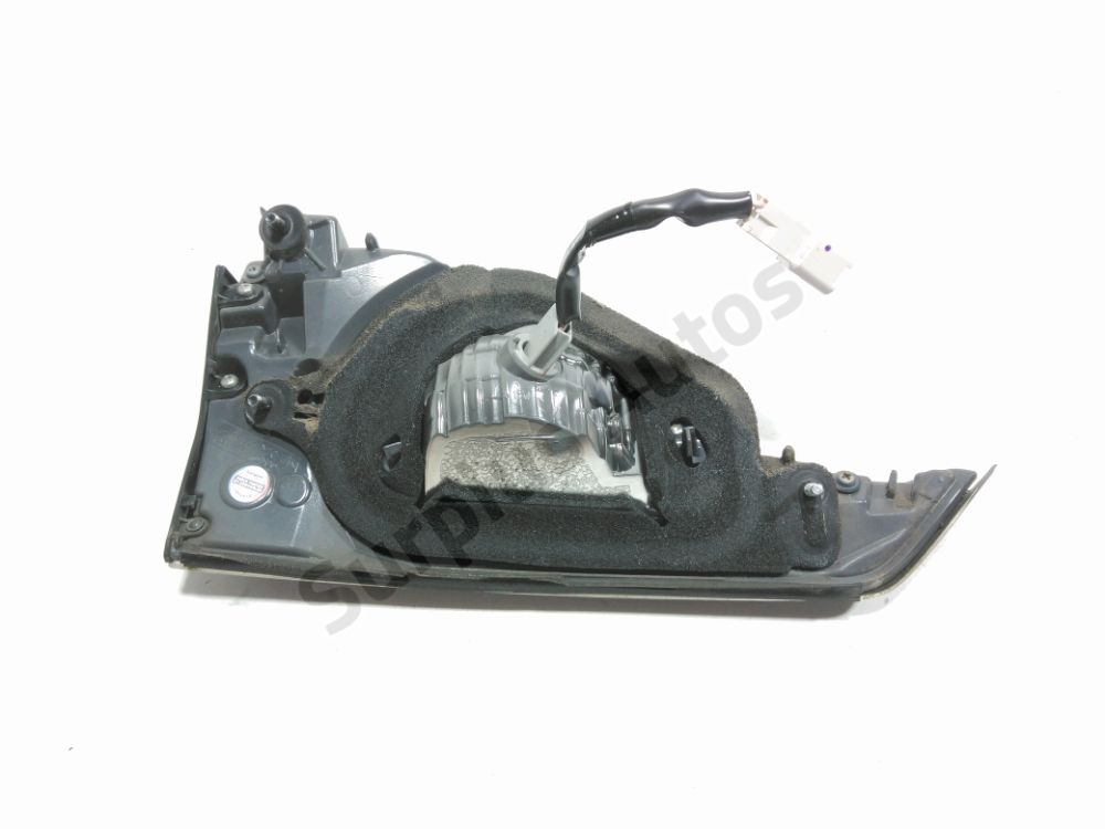 Feu arrière intérieur droit