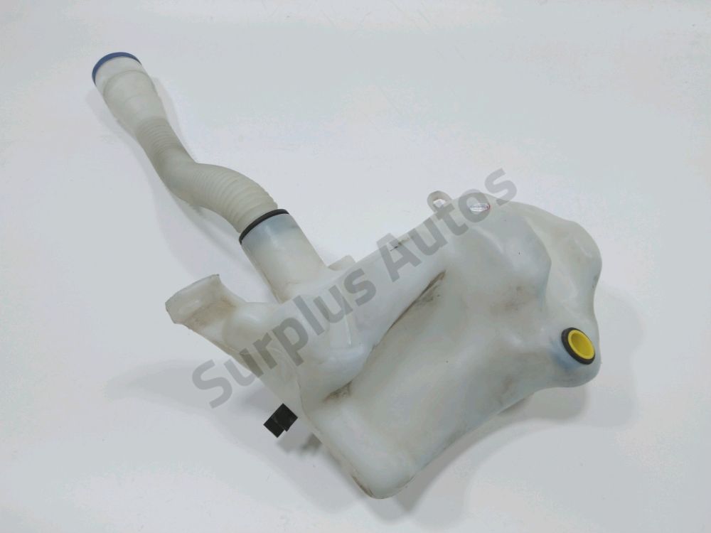 Réservoir de lave glace avant