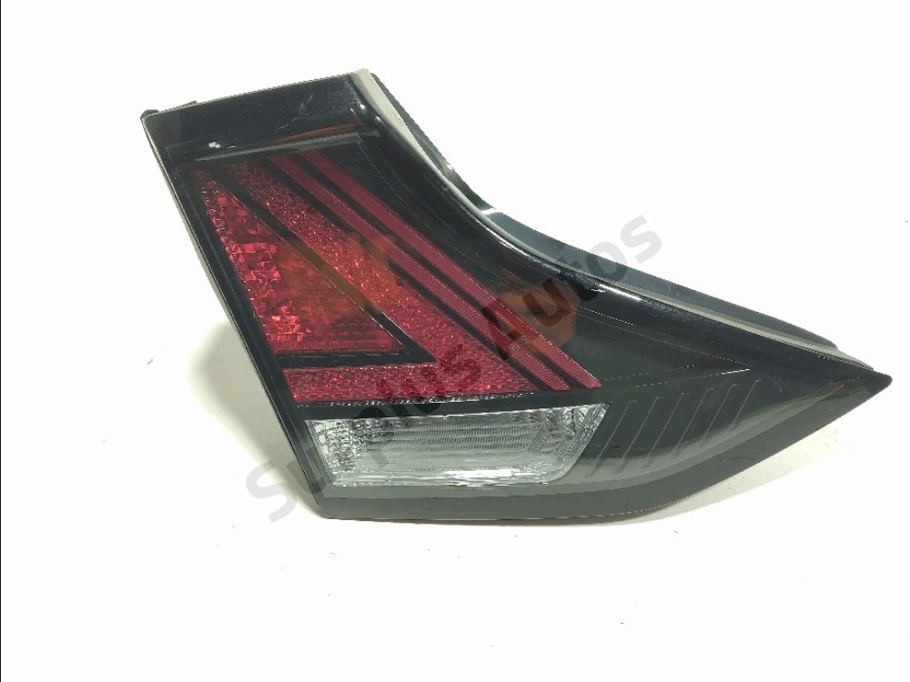 Feu arrière intérieur gauche