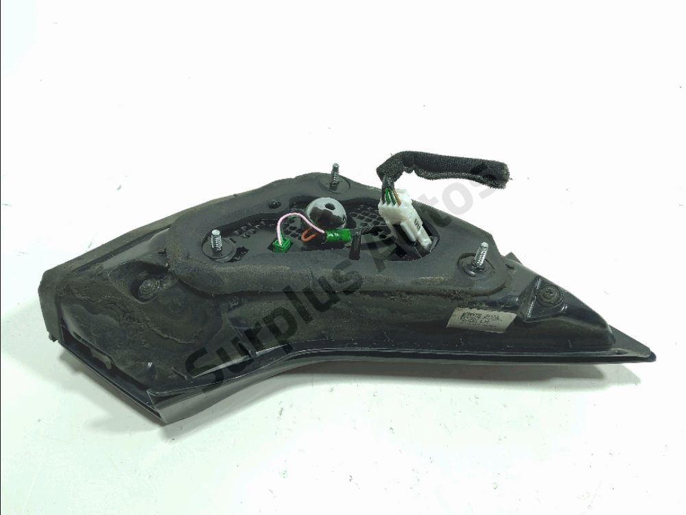 Feu arrière intérieur gauche