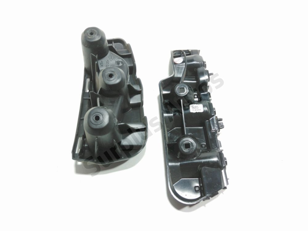 Support droit de pare-choc arrière