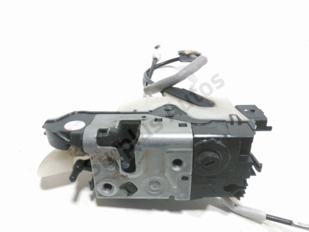 Serrure de porte avant gauche