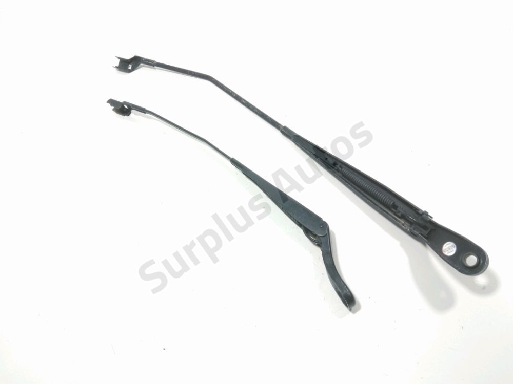 Bras d'essuie-glace avant