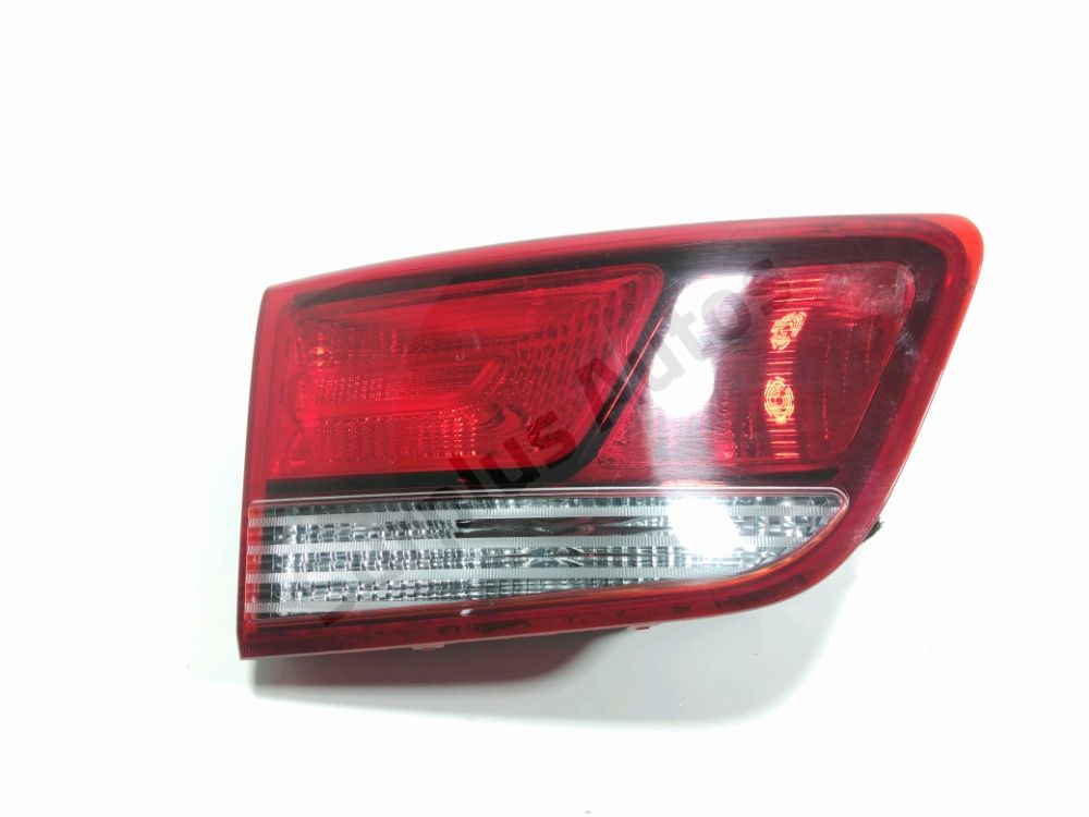 Feu arrière intérieur gauche