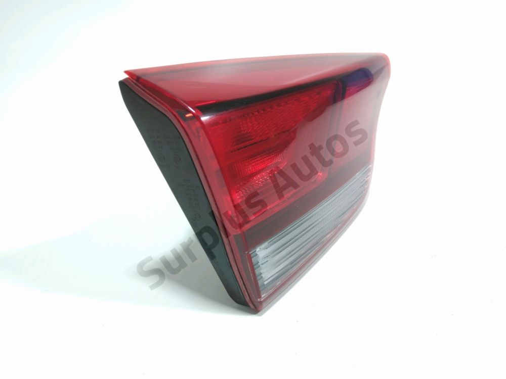 Feu arrière intérieur gauche