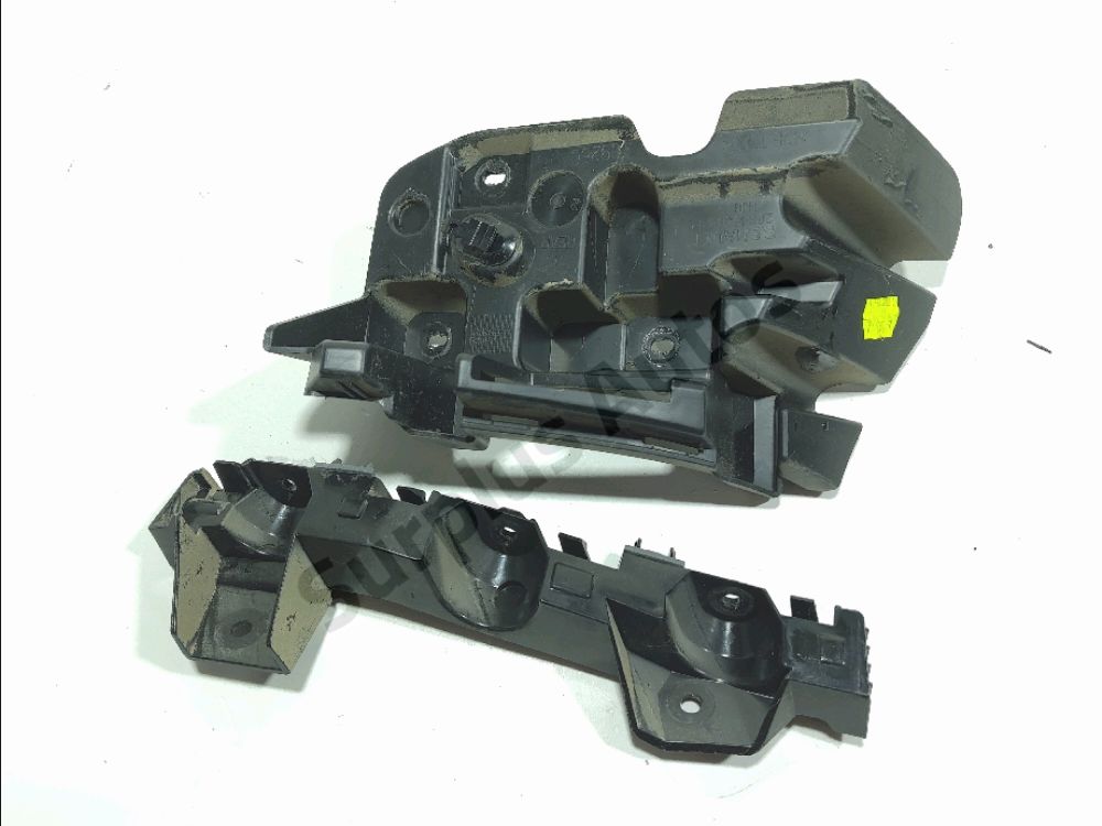 Support gauche de pare-choc arrière