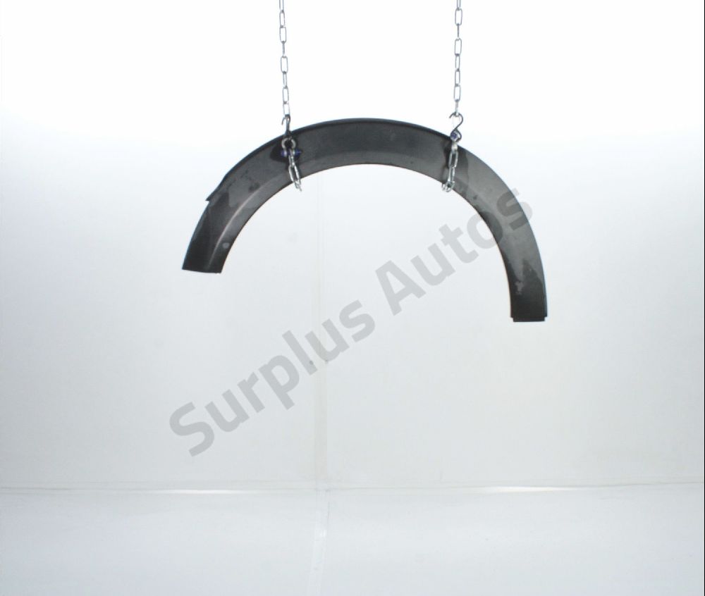 Elargisseur d'aile avant gauche