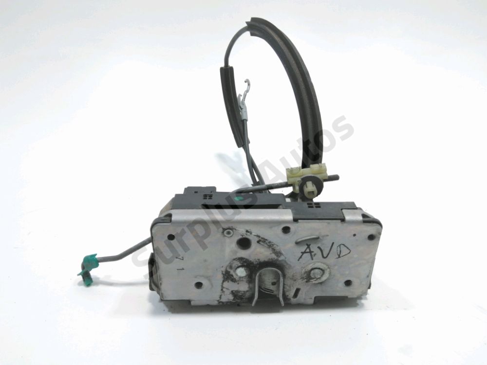 Serrure de porte avant droite