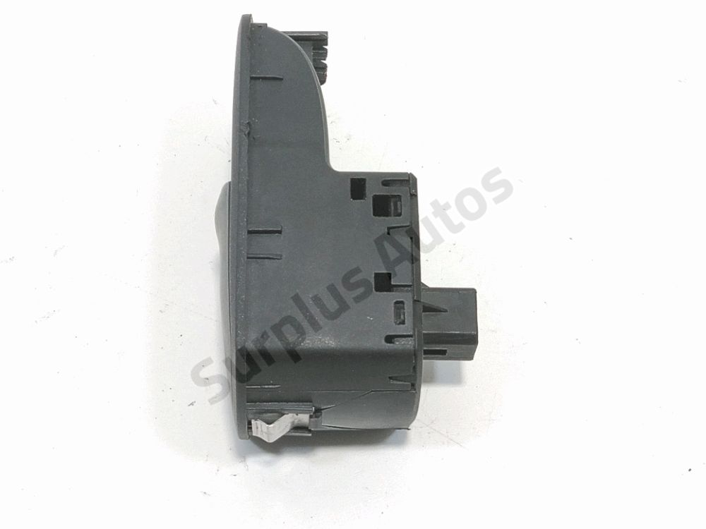 Commande lève-vitre avant droit