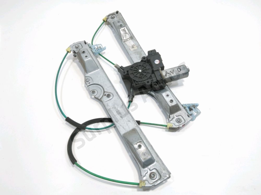 Leve-vitre electrique avant droit