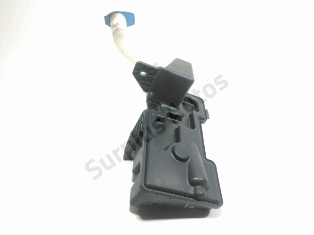 Réservoir de lave glace avant