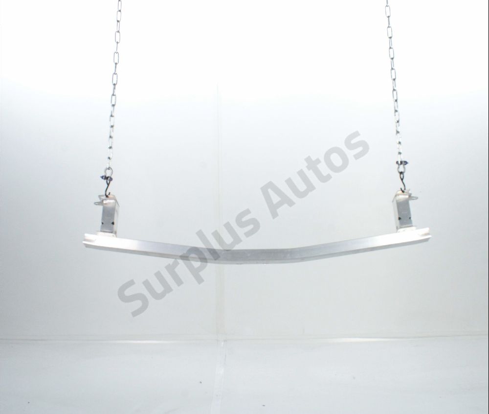 Traverse supérieure armature avant