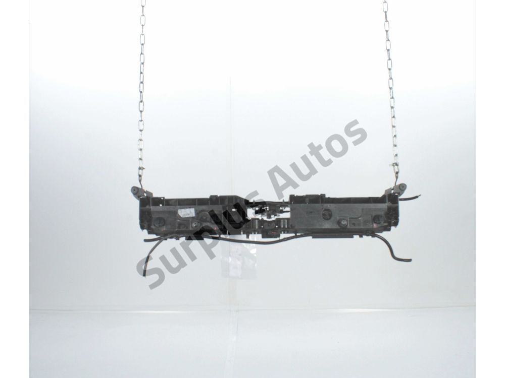 Traverse supérieure armature avant