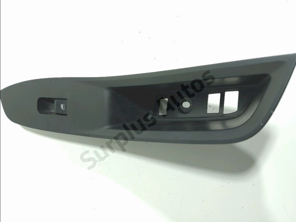 Commande lève-vitre avant droit