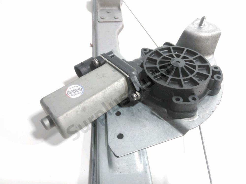 Lève-vitre électrique avant droit