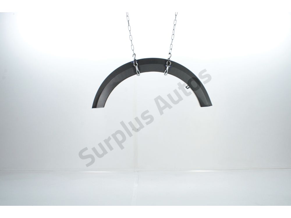 Elargisseur d'aile arrière droit