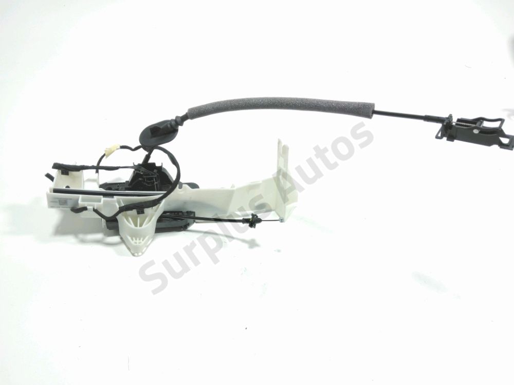 Serrure de porte avant gauche