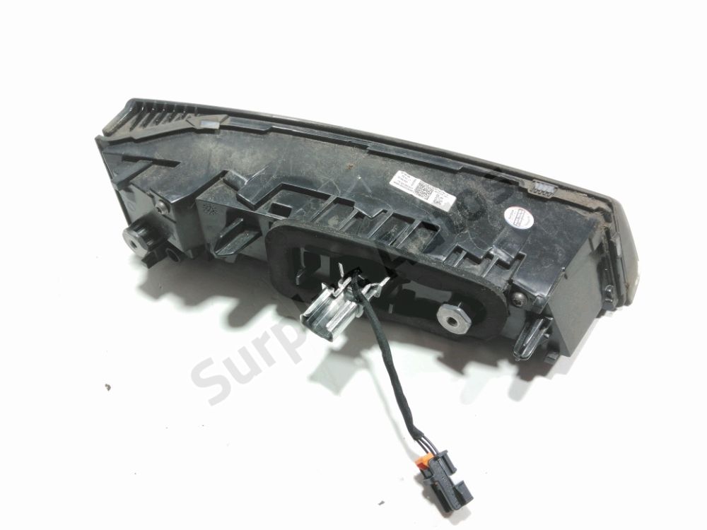 Feu arrière intérieur droit