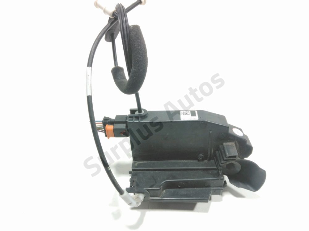 Serrure de porte avant gauche