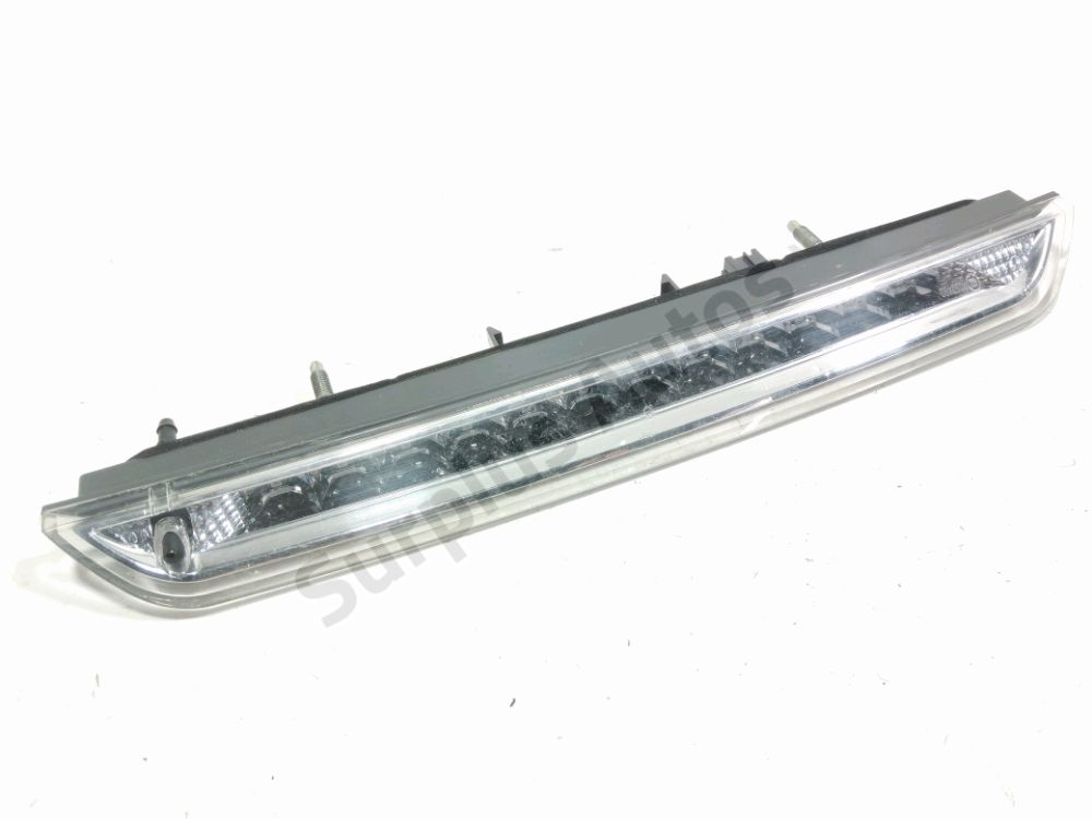 Feu stop supplémentaire