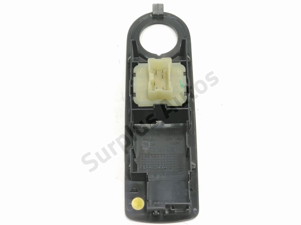 Commande lève-vitre avant gauche