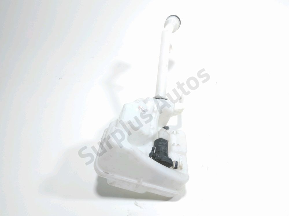 Réservoir de lave glace avant