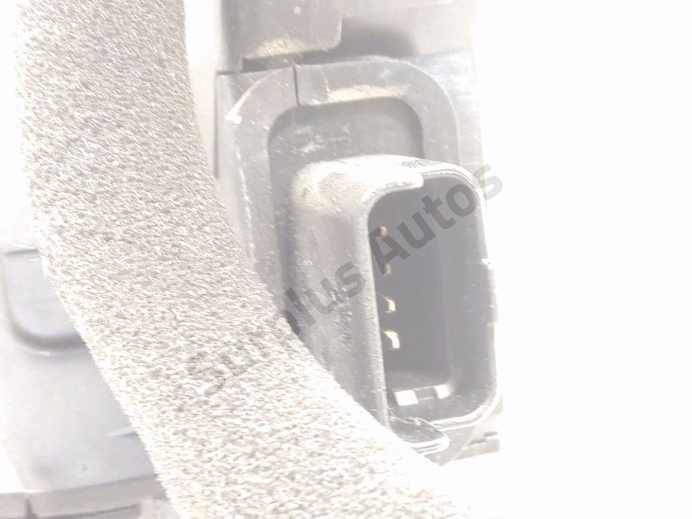 Serrure de porte arrière droite