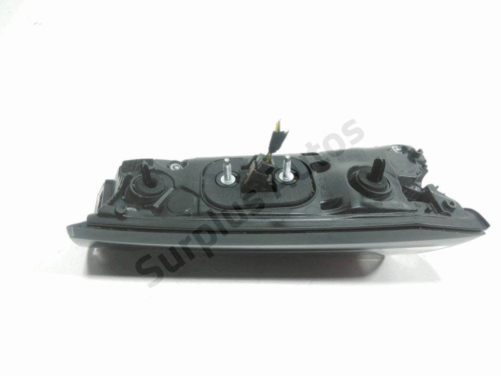 Feu arrière intérieur droit