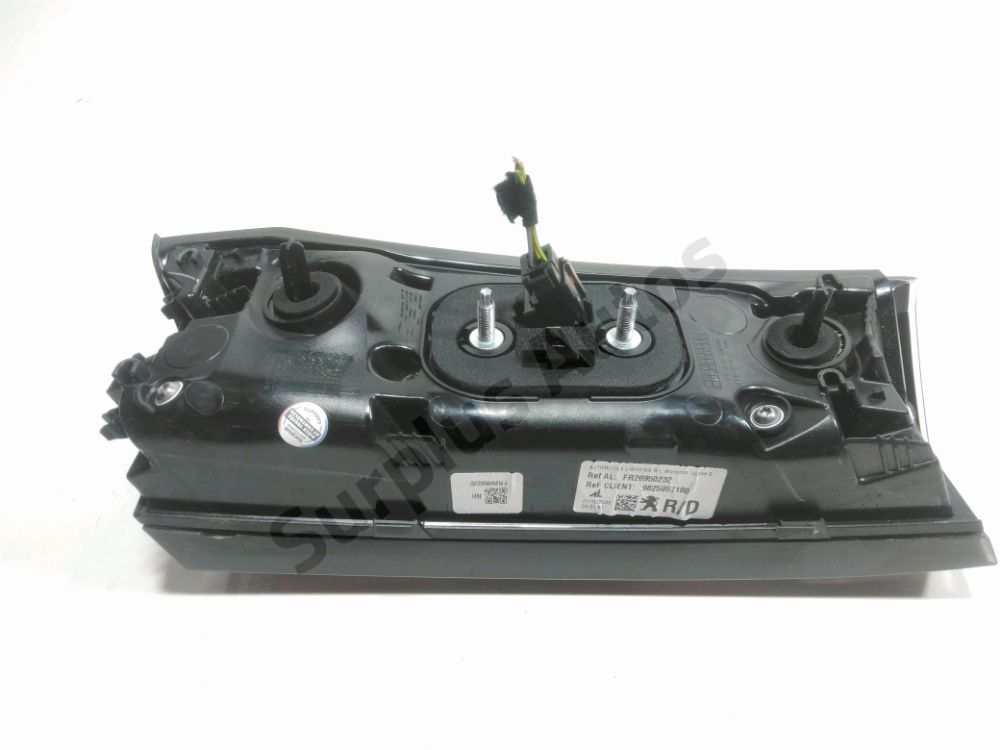 Feu arrière intérieur droit