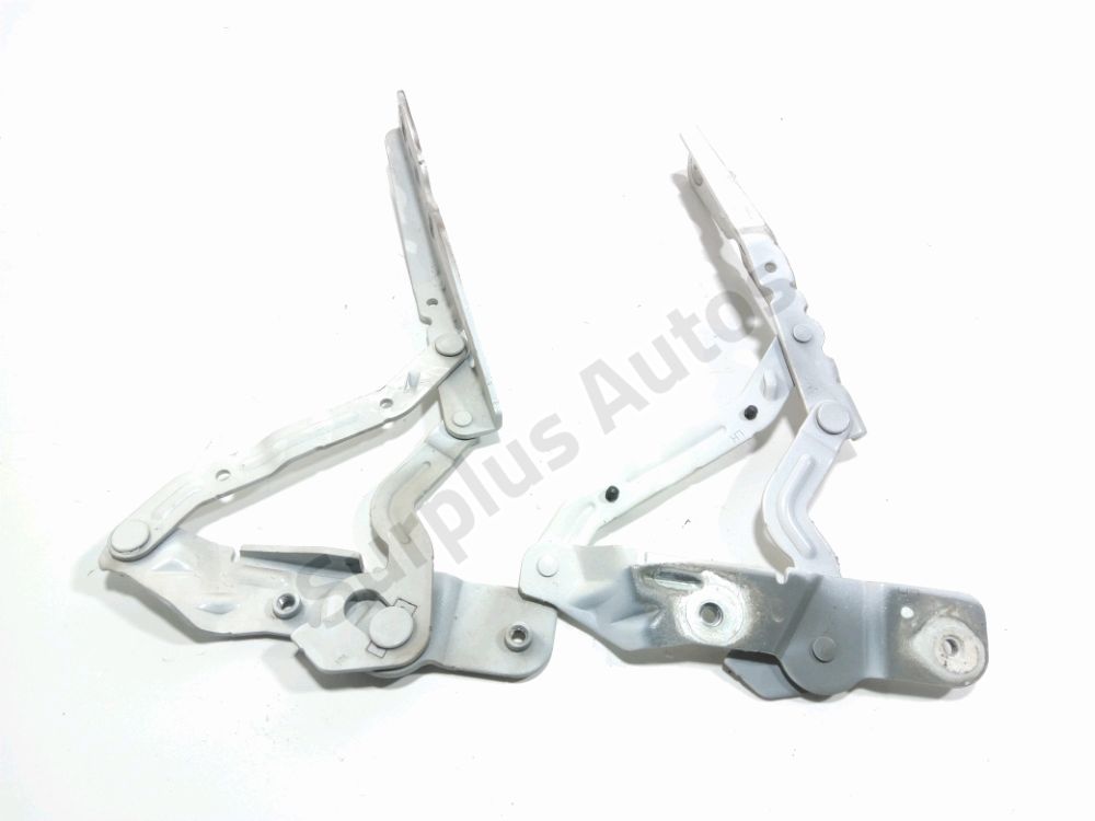 Jeu de charnières de capot