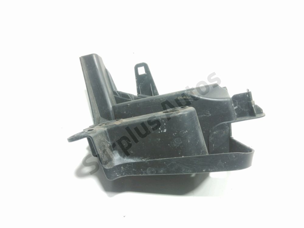 Support droit de pare-choc arrière