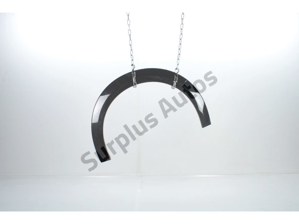 Elargisseur d'aile arrière gauche