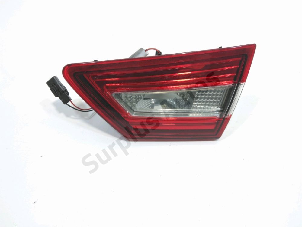 Feu arrière intérieur droit