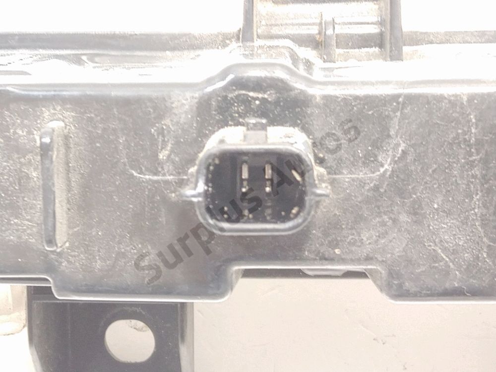 Feu diurne avant gauche