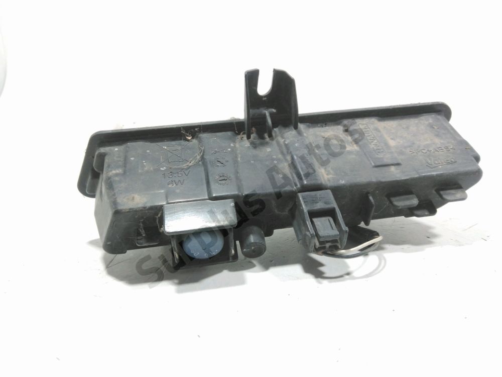 Feu diurne avant droit