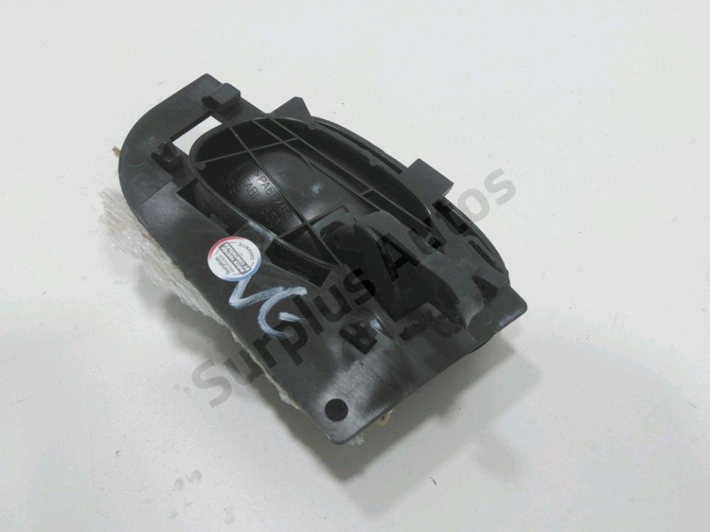 Poignée intérieure porte avant gauche