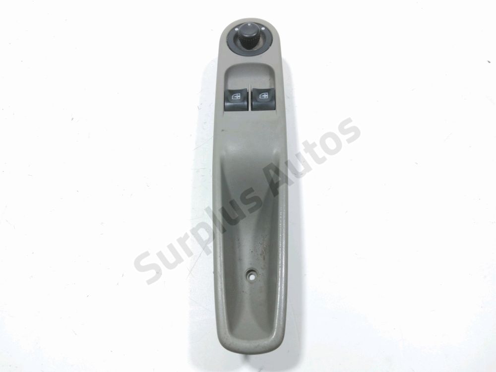 Commande lève-vitre avant gauche